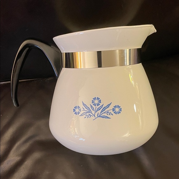 Corning ware Blue Cornflower 8 cup Coffee Pot with lid - Picture 3 of 7
